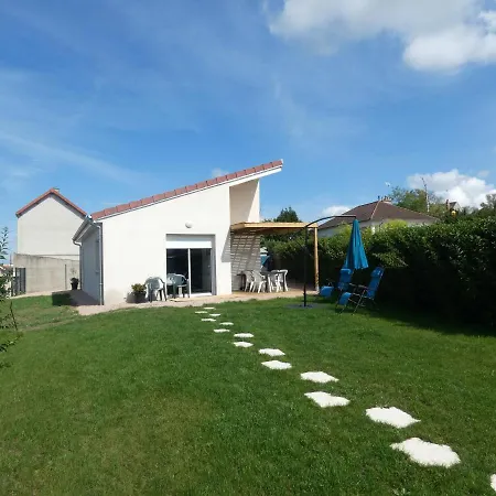 Holiday home De La Libellule Commentry