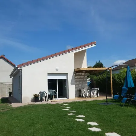 De La Libellule 度假居 *