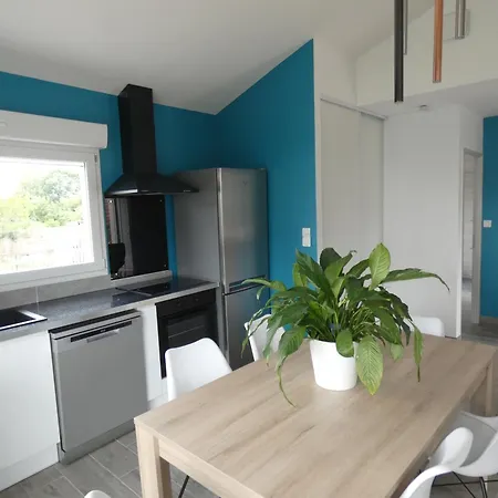 度假居 De La Libellule